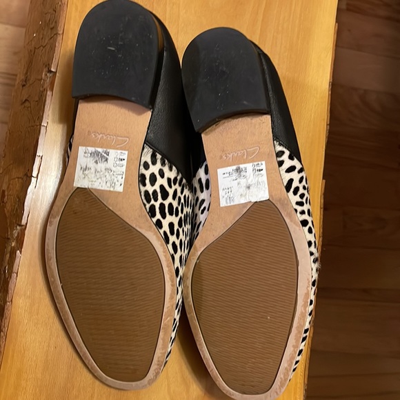 Clarks animal print flats - Picture 4 of 6